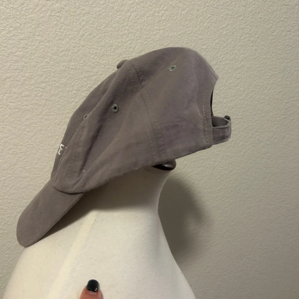 Athleta Charcoal Baseball Cap - Picture 3 of 3